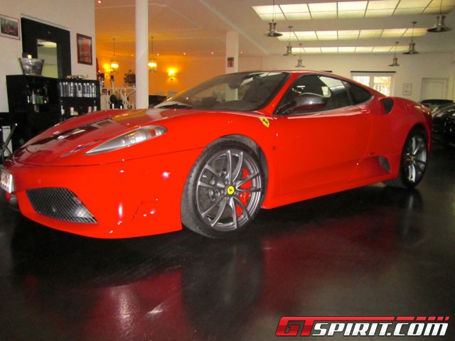 Ferrari 430 Scuderia của Michael Schumacher được rao bán